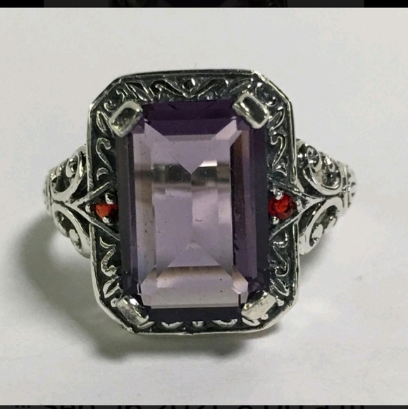 Art Deco Sterling Silver and Amethyst Ring - Picture 4 of 5
